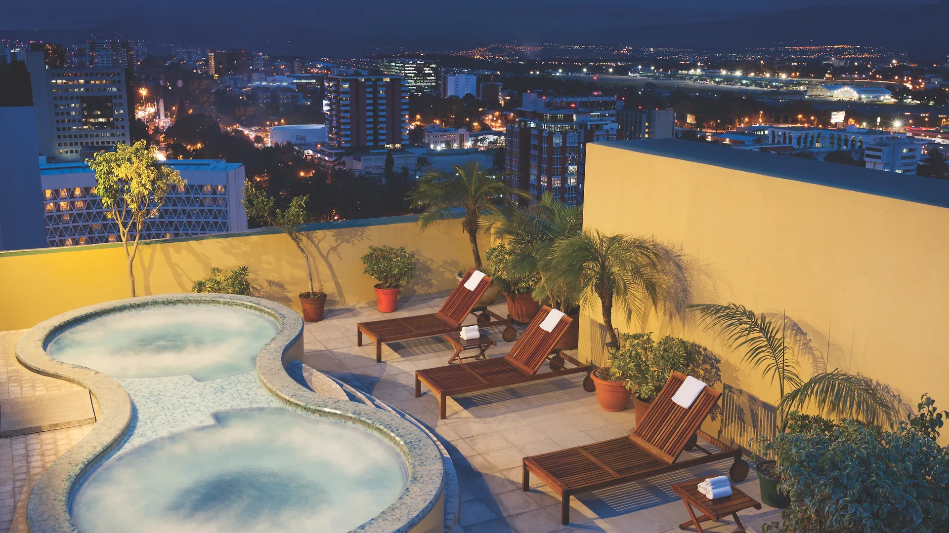 Wyndham Garden Guatemala City Hotel