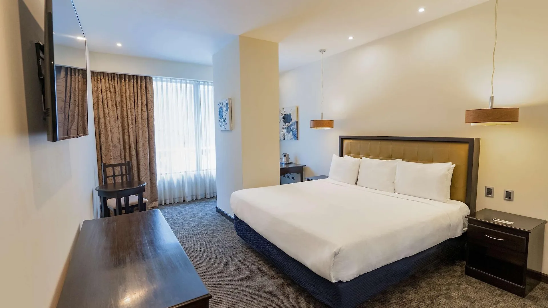 Wyndham Garden Guatemala City Hotel